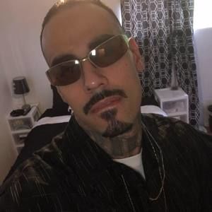 Meet your Posher, Johnathan